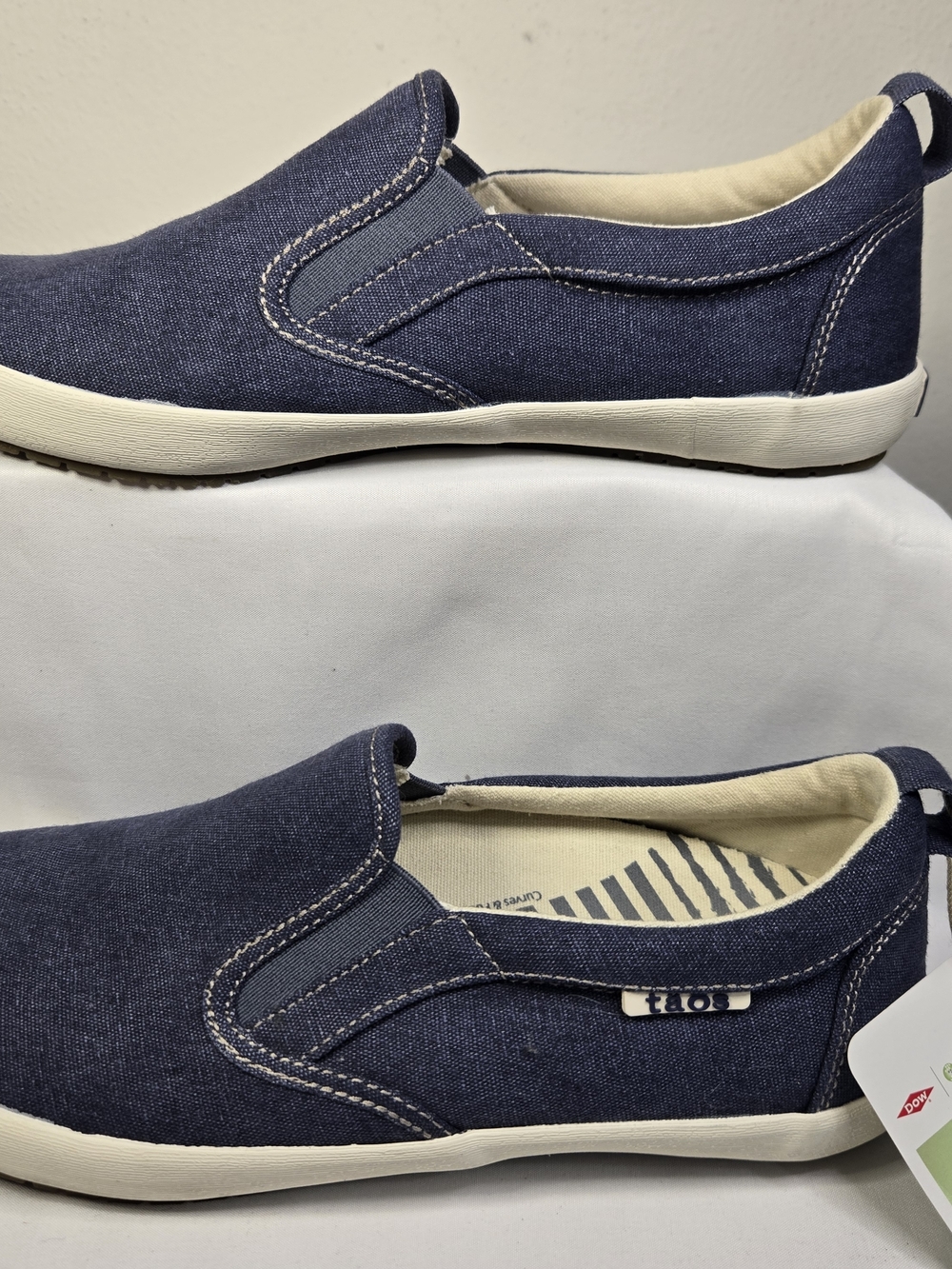 Taos Dandy Sz 7.5 Navy Blue Slip-On Flats NEW